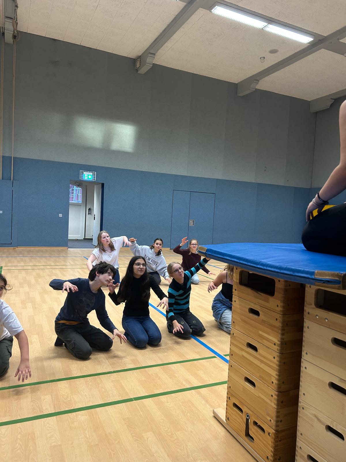 PHOTO-2025-11-13-06-00-07 10