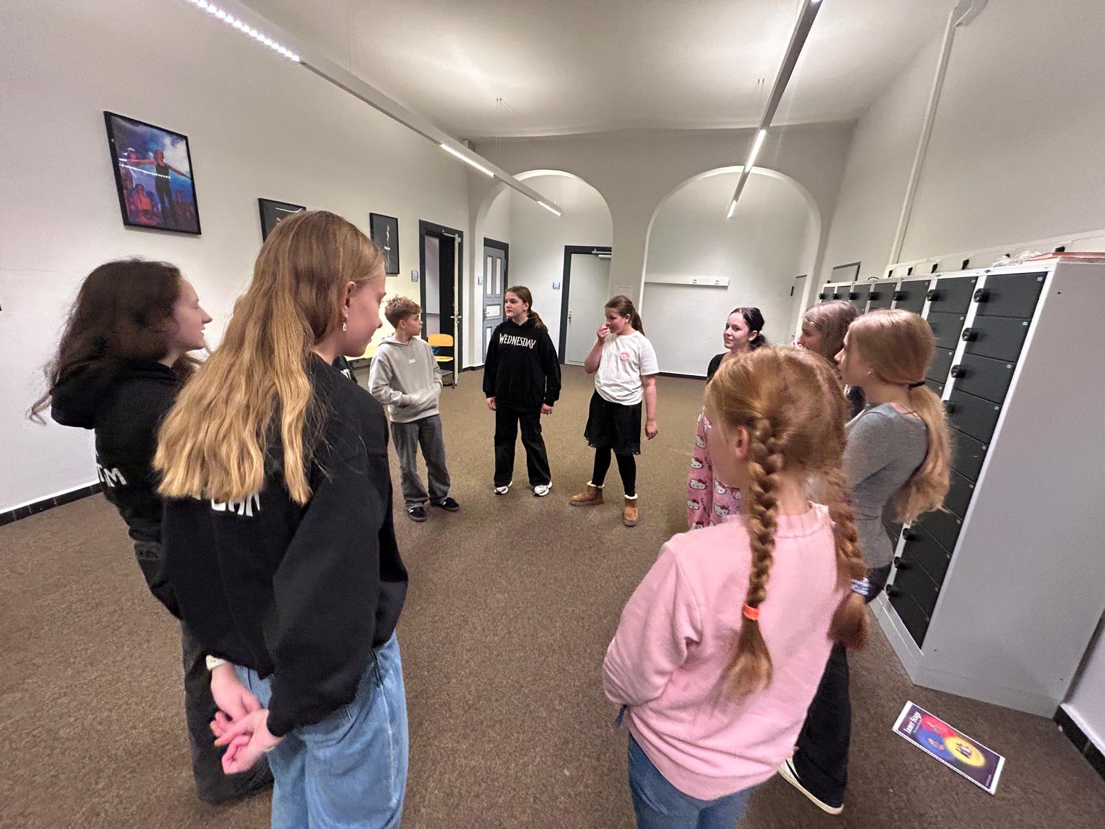 PHOTO-2025-11-13-06-00-07 4