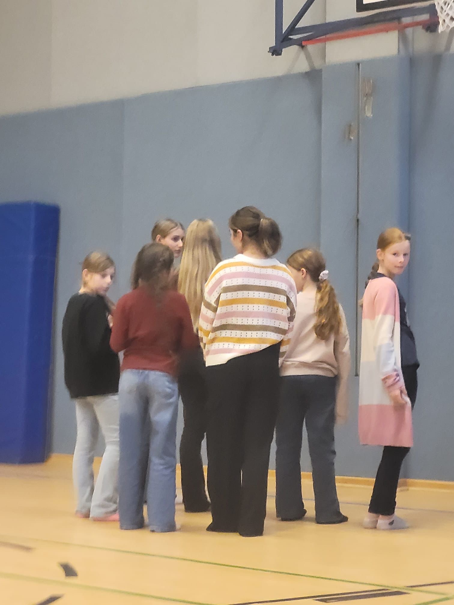 b6ef58c9-78cd-4769-9505-efb023a097b8