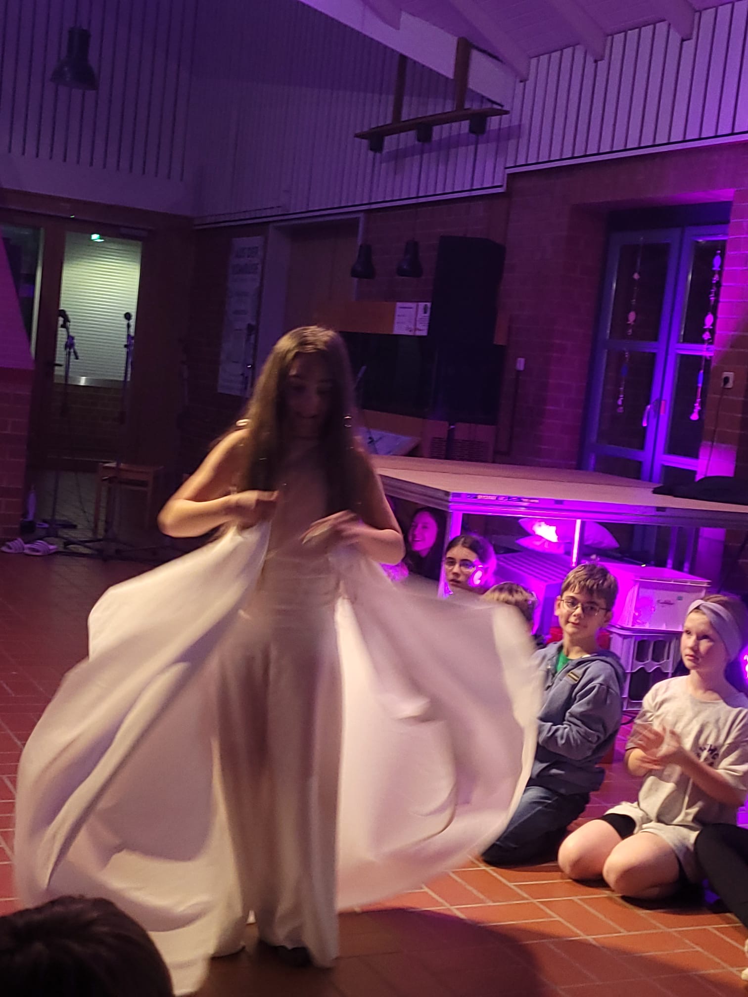 13d86dee-5a8b-4fb0-973f-12af4de24ef7