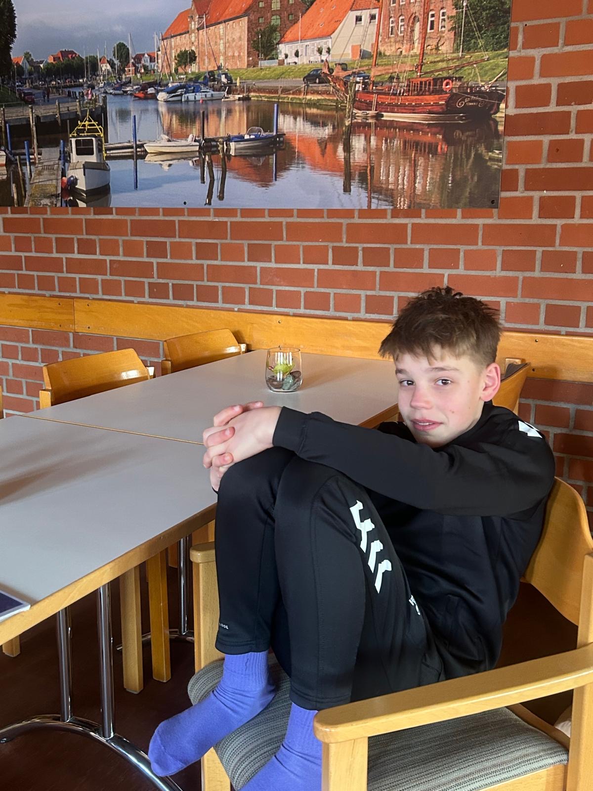 6a7c25f1-a073-4659-aaf9-3f97ee038a44