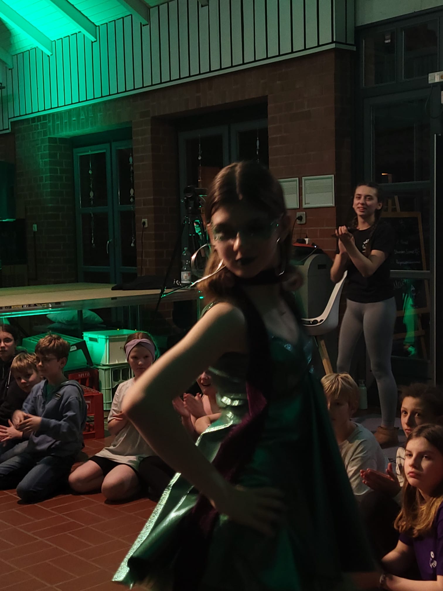 7c033a9a-605e-4a6b-8094-354546e9aab9