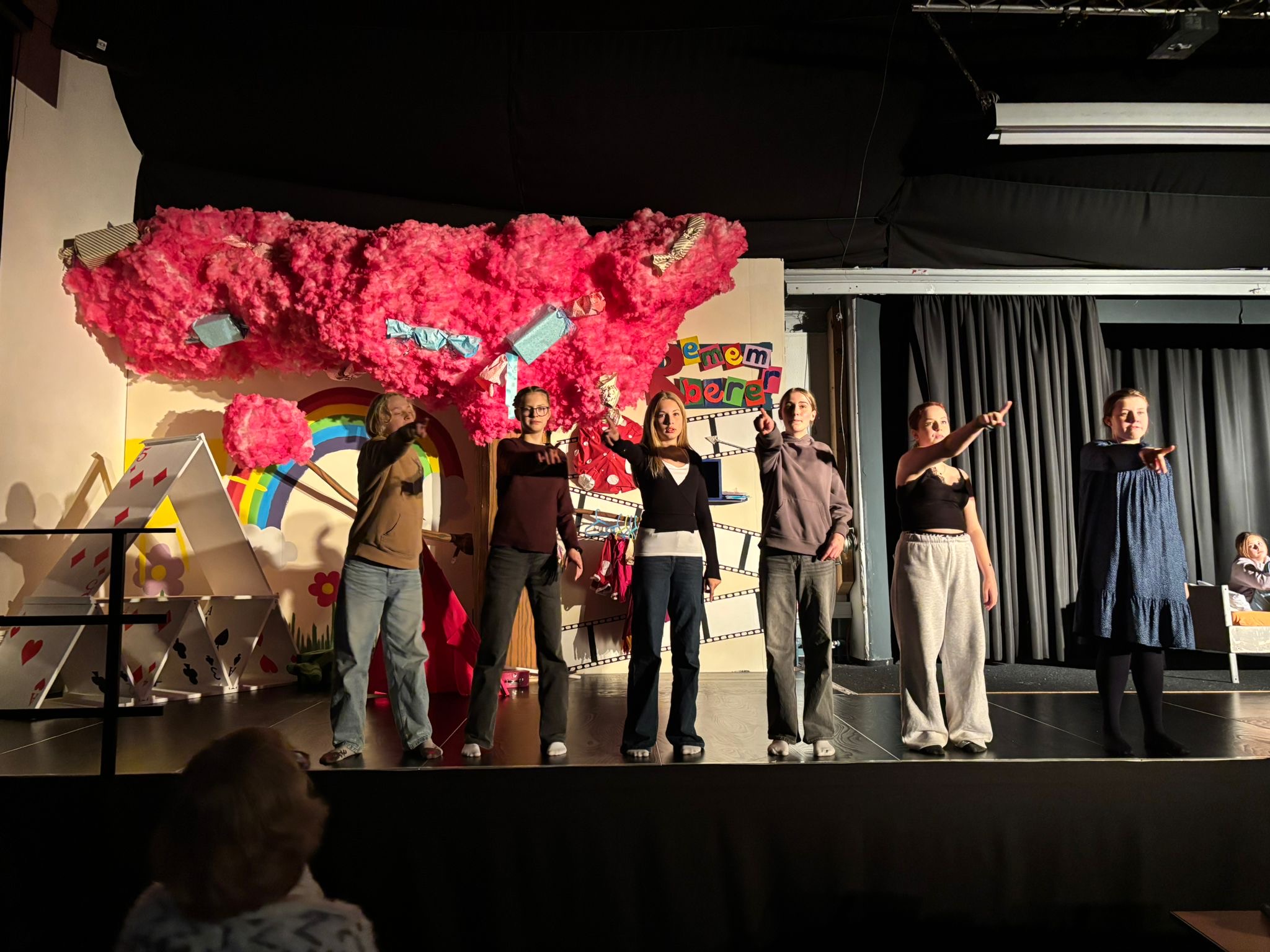 8b5141f7-ccf8-4743-a719-0315f915d6c0