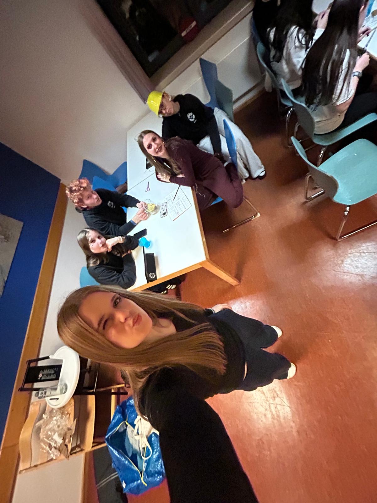 90c13657-2f95-486e-b074-fde3fed1c21f