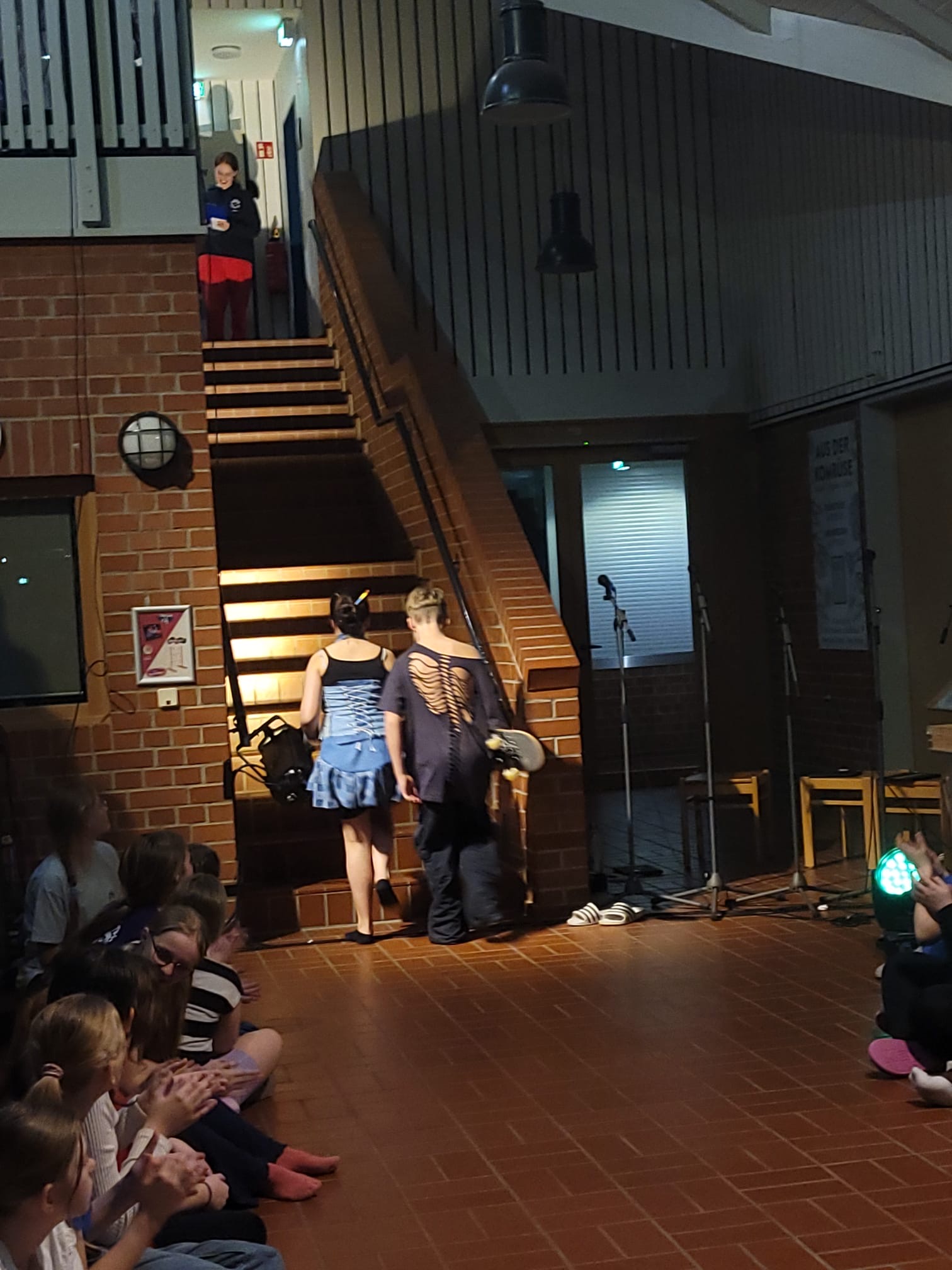 b2babbb1-a3ec-4a59-92a4-1b210affbca9