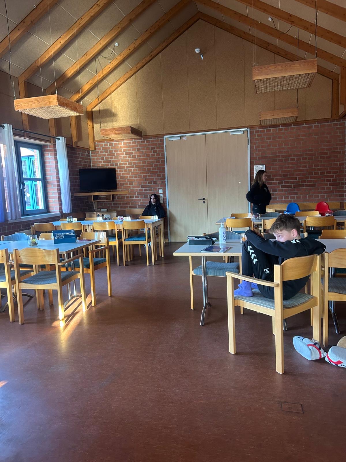 c39f3e13-44b8-483a-850d-f4a4ccdecf53