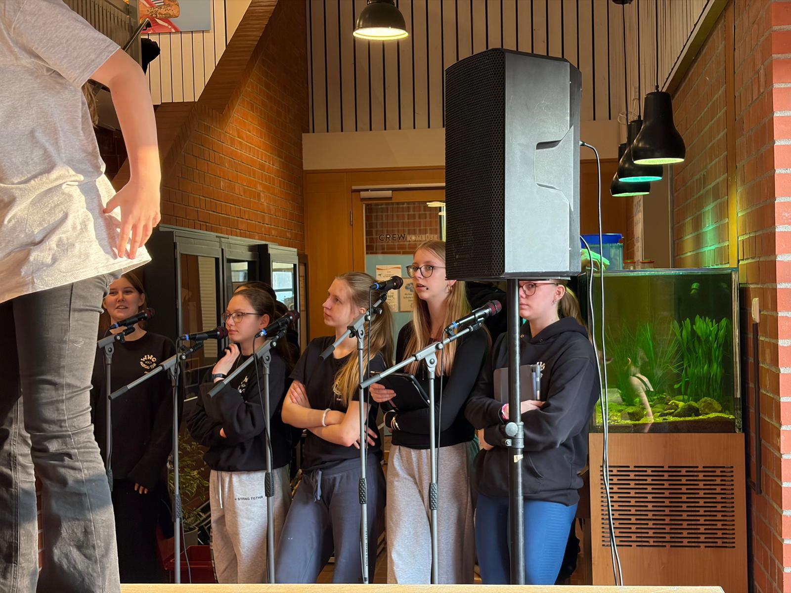 ecaa1520-aec5-4489-8d44-d69a2673f2d2