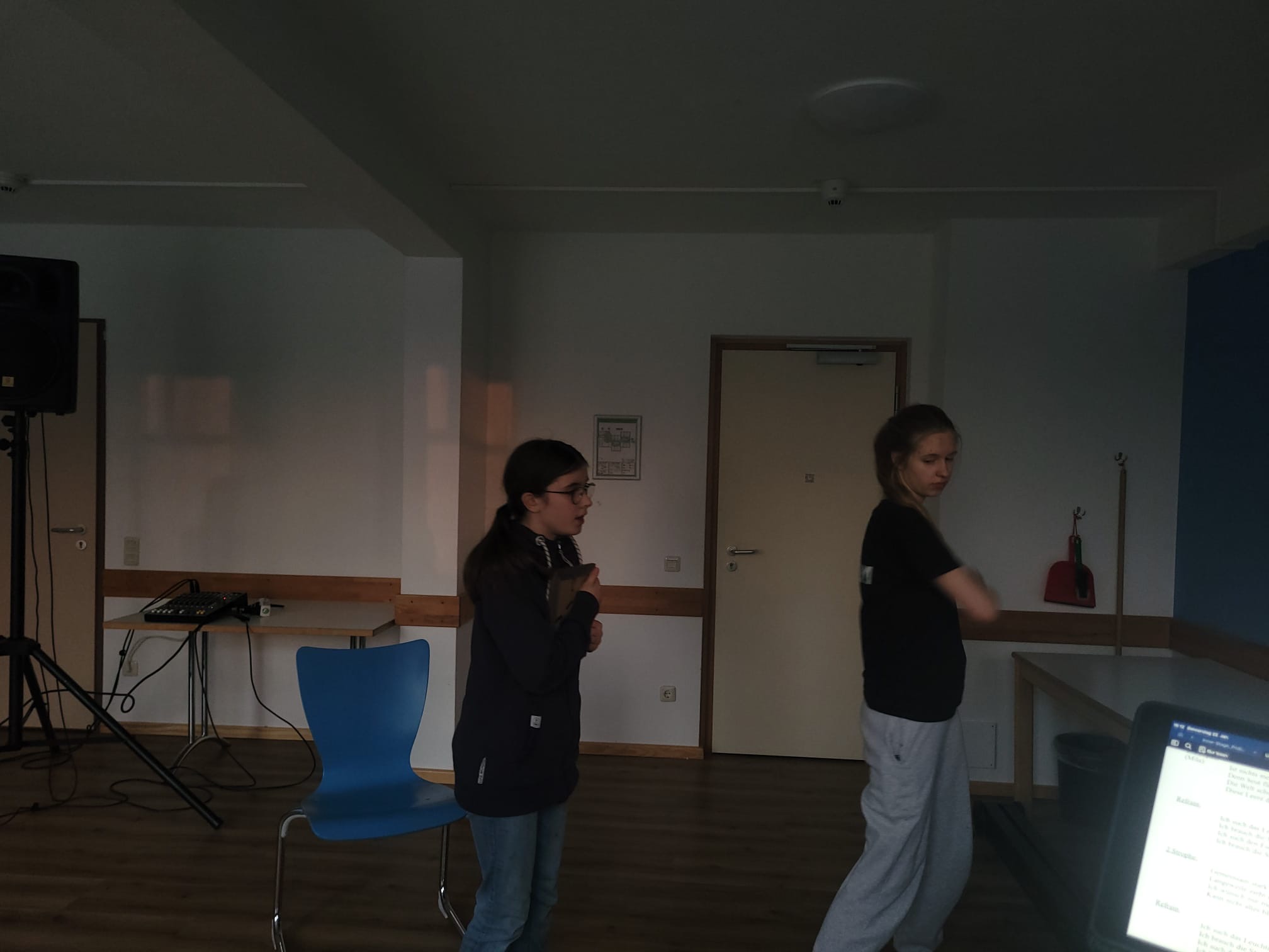 f2972183-9c36-4ece-8174-dd2a355cc787