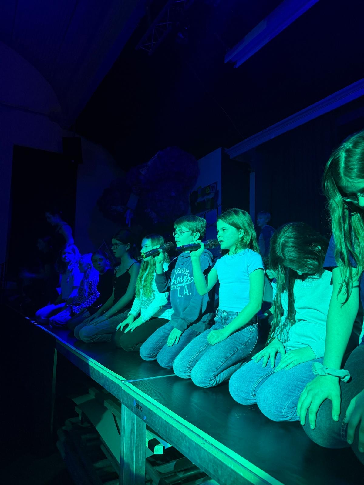 9fdef294-8a96-4289-8d31-e2dd4c6e910d